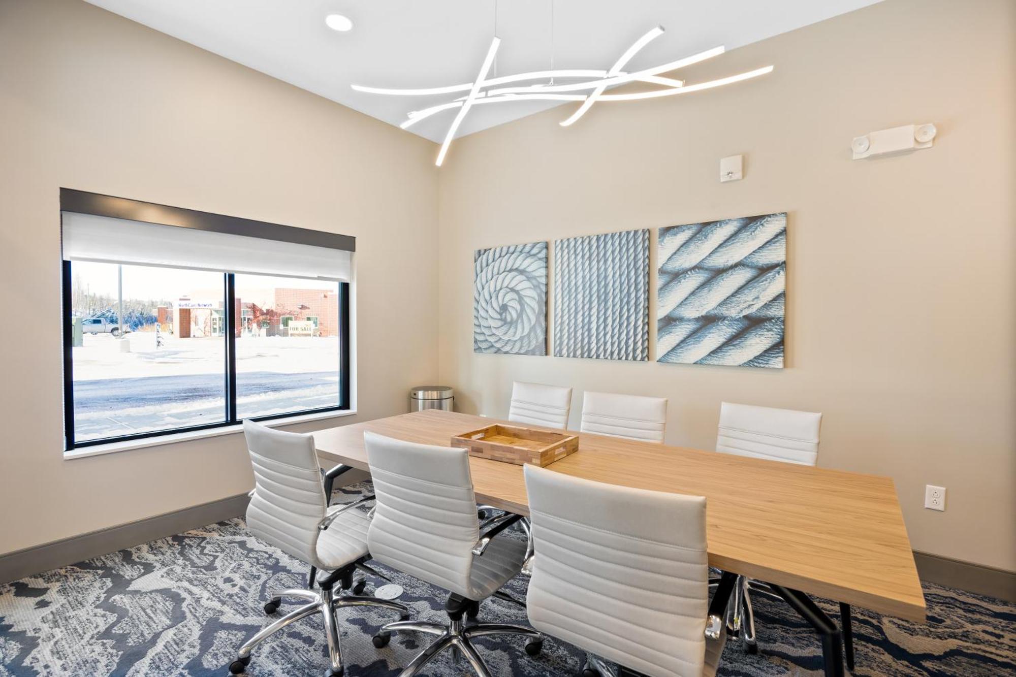 Best Western Plus Marquette Hotel & Suites Екстериор снимка